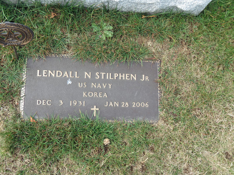 Lendal Stilphen veteran monument