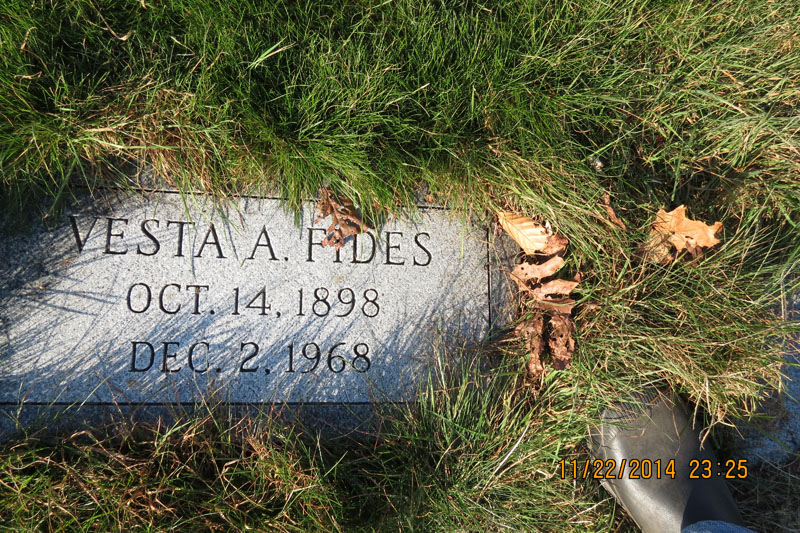 Vesta Fides monument